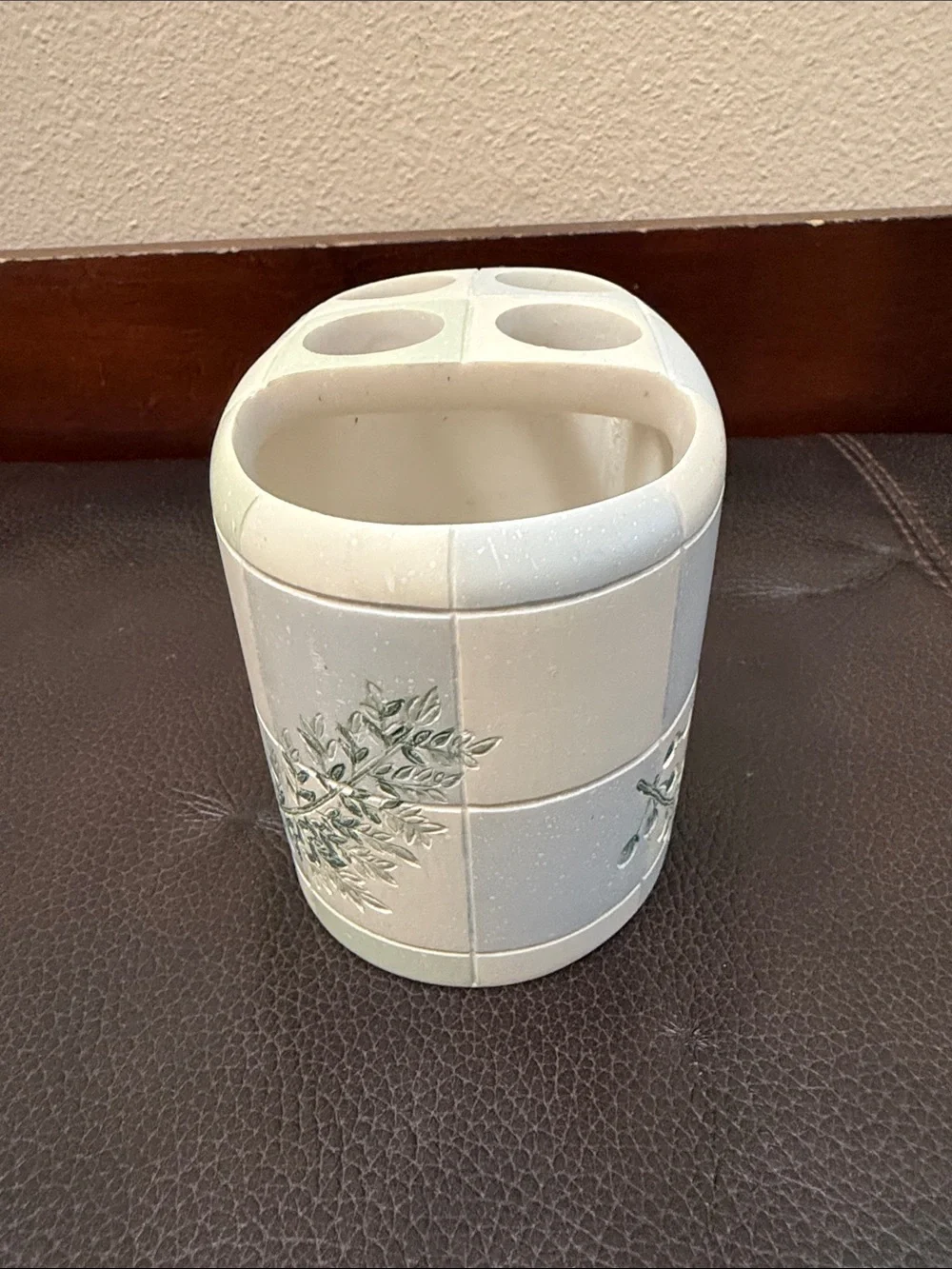 Croscill Rainier Ceramic Toothbrush/Toothpaste Holder